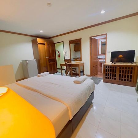 Royal Vista Hotel Patong Kültér fotó