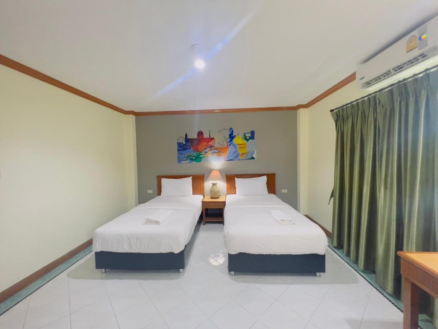 Royal Vista Hotel Patong Kültér fotó