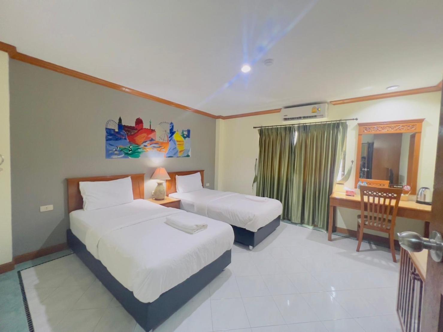 Royal Vista Hotel Patong Kültér fotó