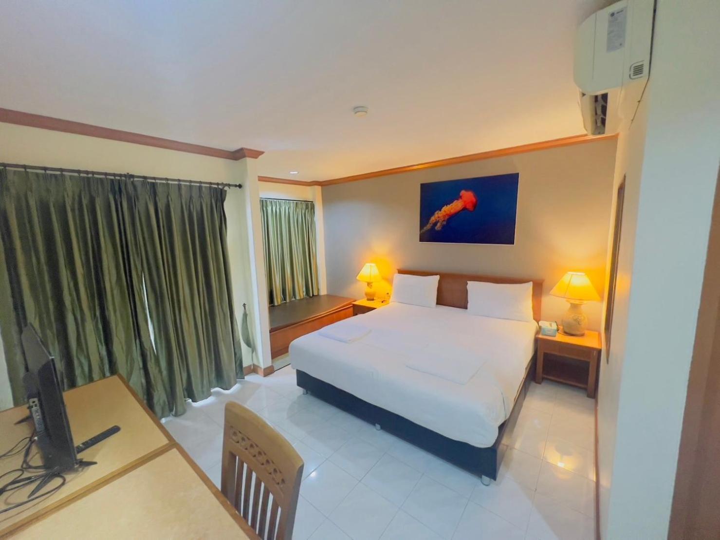 Royal Vista Hotel Patong Kültér fotó