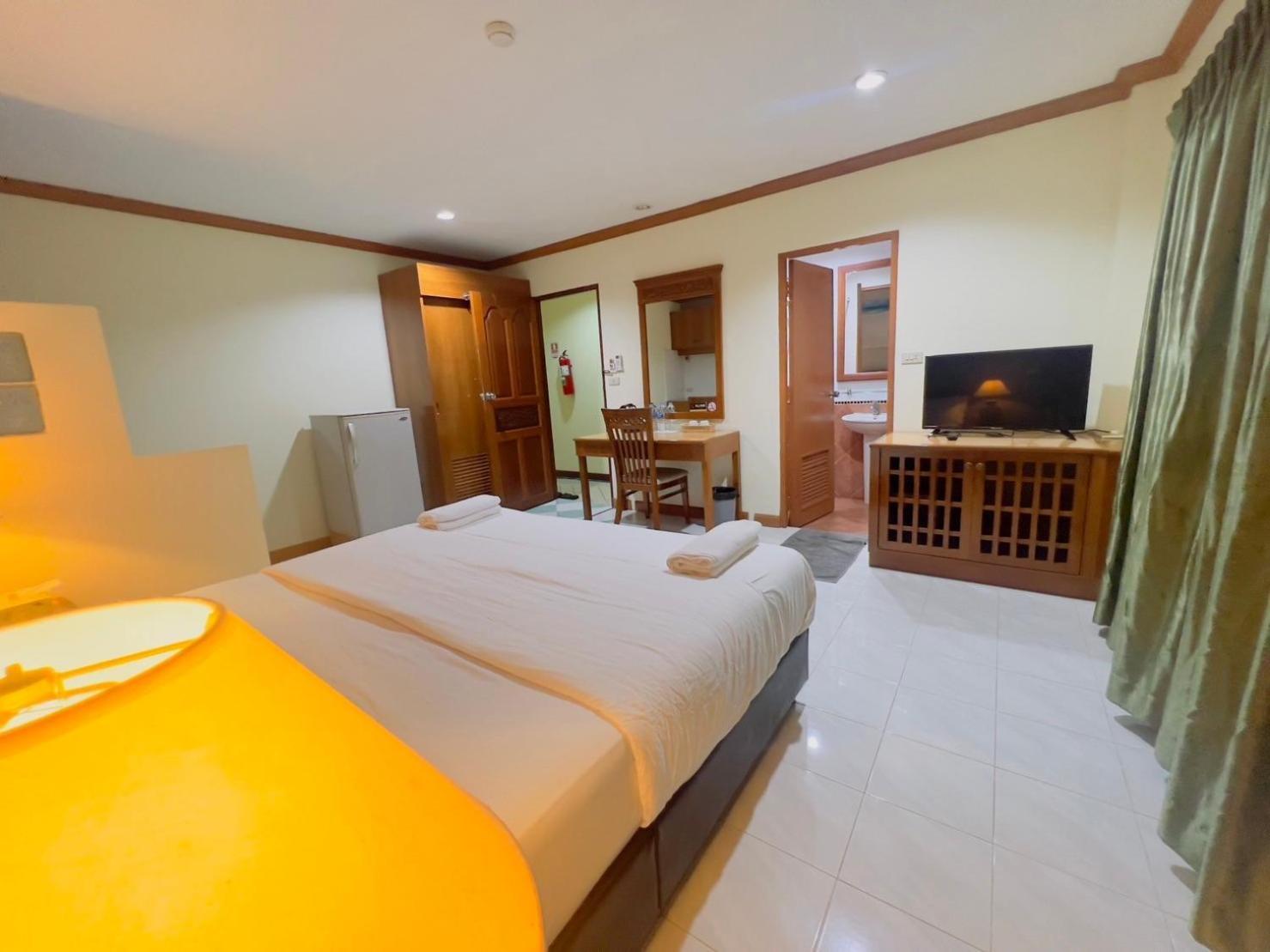 Royal Vista Hotel Patong Kültér fotó